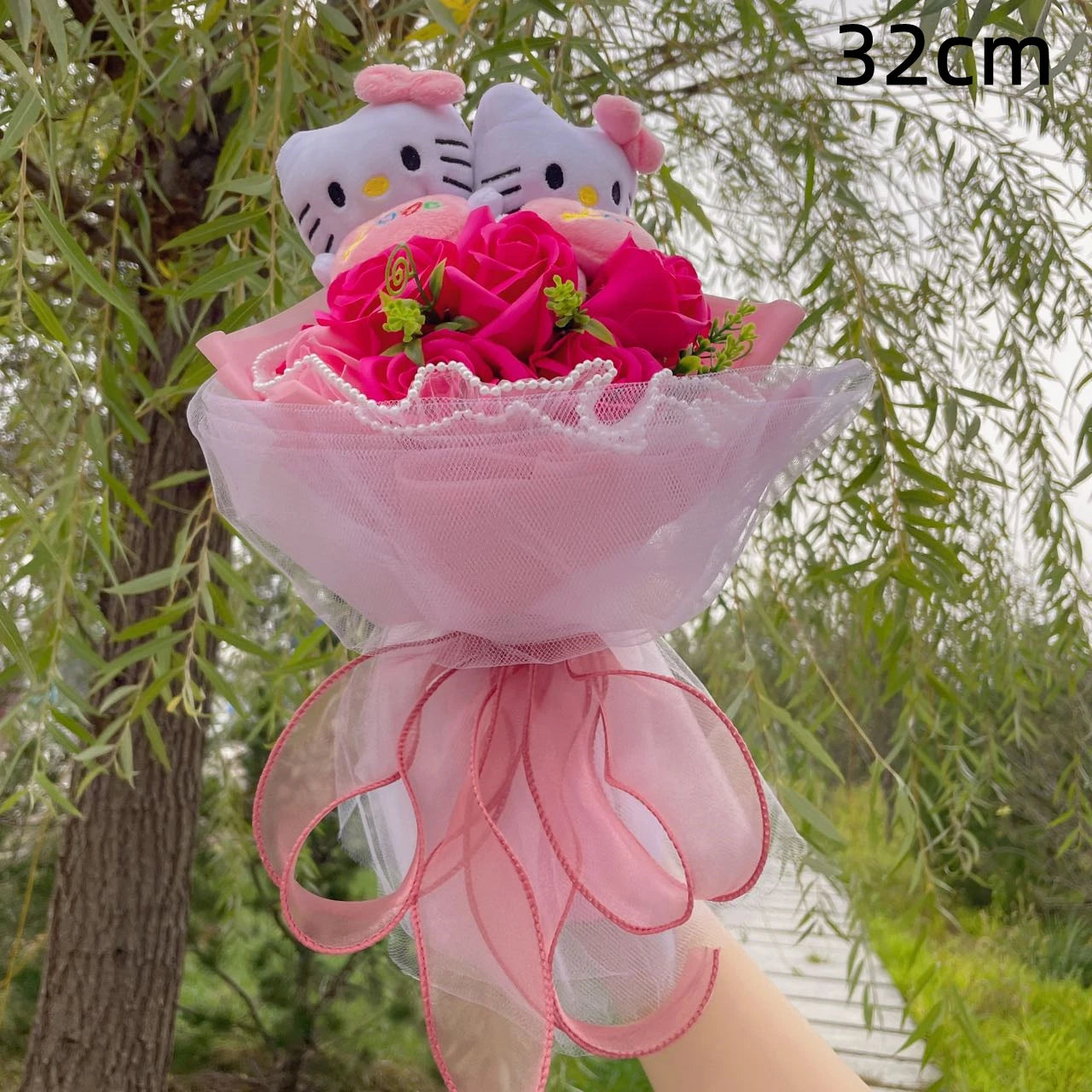 Hello Kitty Cat Dolls With Artificial Flowers