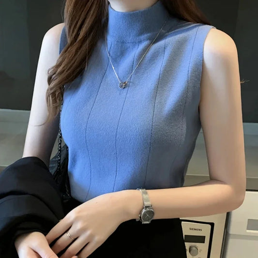 Sleeveless Solid Women Blouse