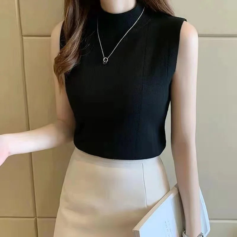 Sleeveless Solid Women Blouse