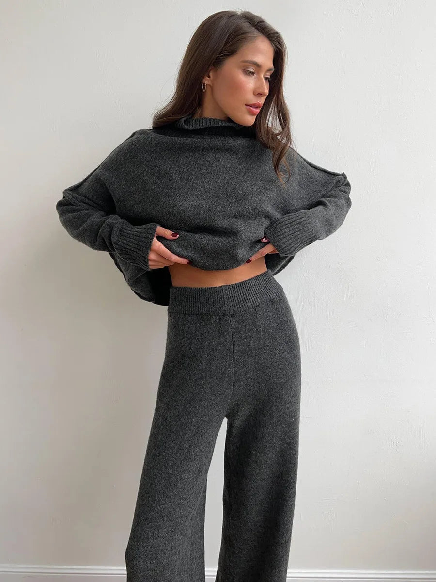 2025 turtleneck sweater set